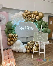 Load image into Gallery viewer, Mr & Mrs Neon Sign