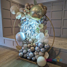 Load image into Gallery viewer, Mr & Mrs Neon Sign