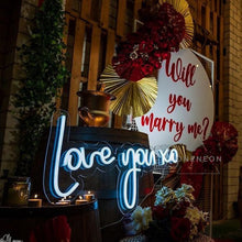 Load image into Gallery viewer, Love You Xo Neon Sign