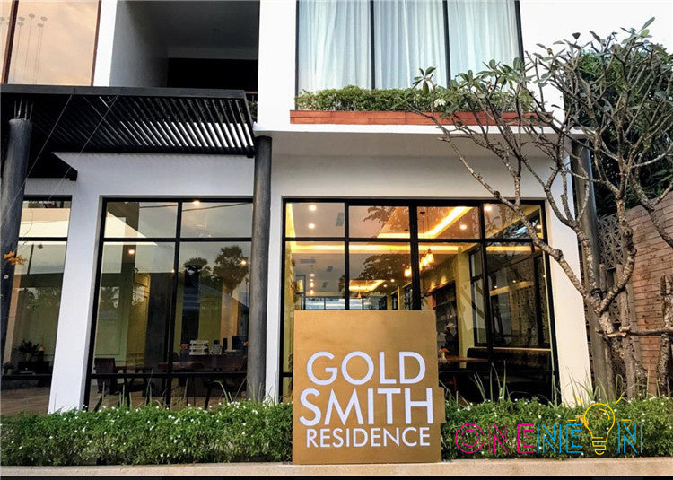 Custom Light Box for Residence – OneNeon